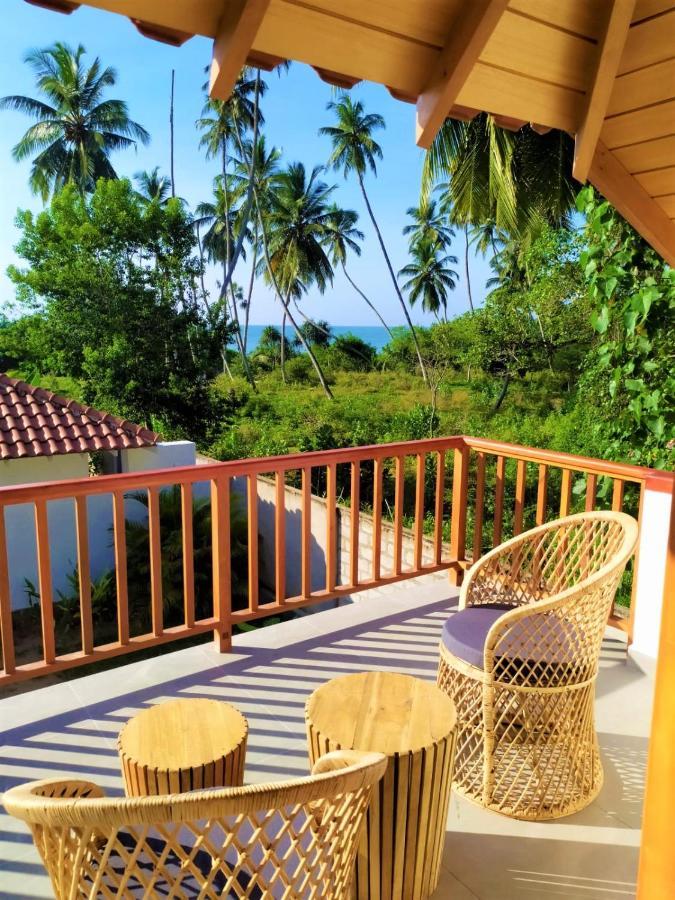 Sleeping Elephant Beach Resort Тангалла Экстерьер фото